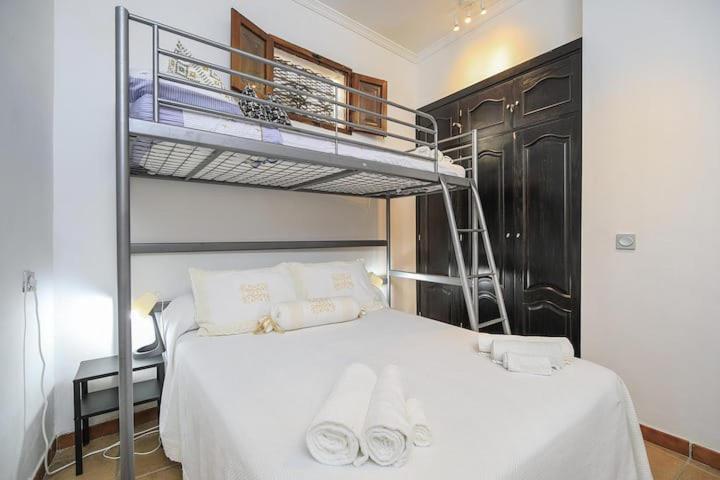 Apartamento Monteros Apartment Sanlucar de Barrameda Bagian luar foto